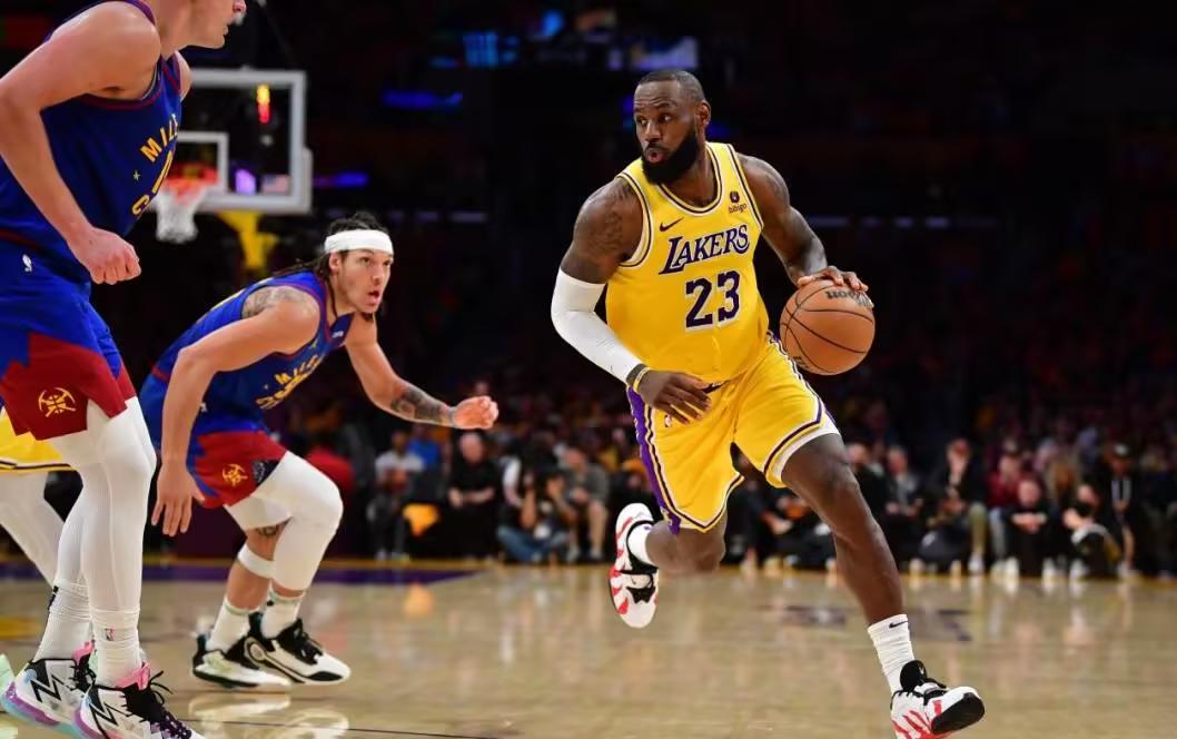 包含蒂姆连续十二场比赛得分超过出色发挥,TL不断突破!再创辉煌时刻的词条-九游娱乐APP