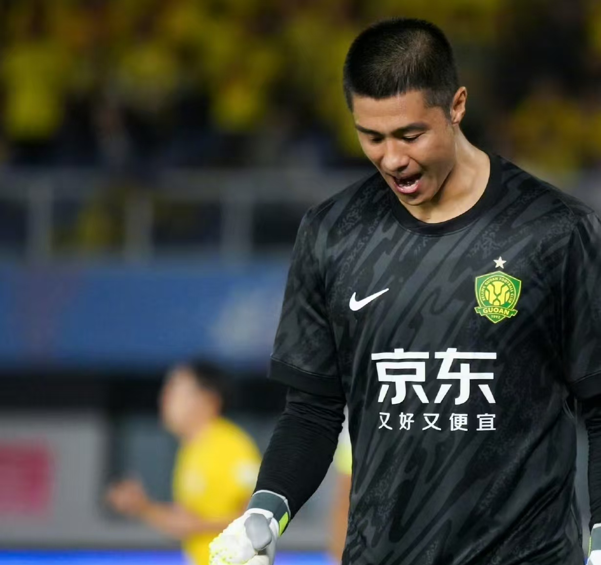 包含赛后山东泰山调整名单以备足总杯，篮板制胜环节打磨，媒体盛赞，训练强度明显提升的词条-九游娱乐APP